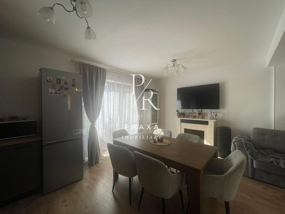 Duplex de vanzare in centru Florestiului langa Scoala!