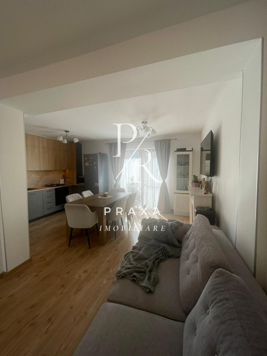 Duplex de vanzare in centru Florestiului langa Scoala!