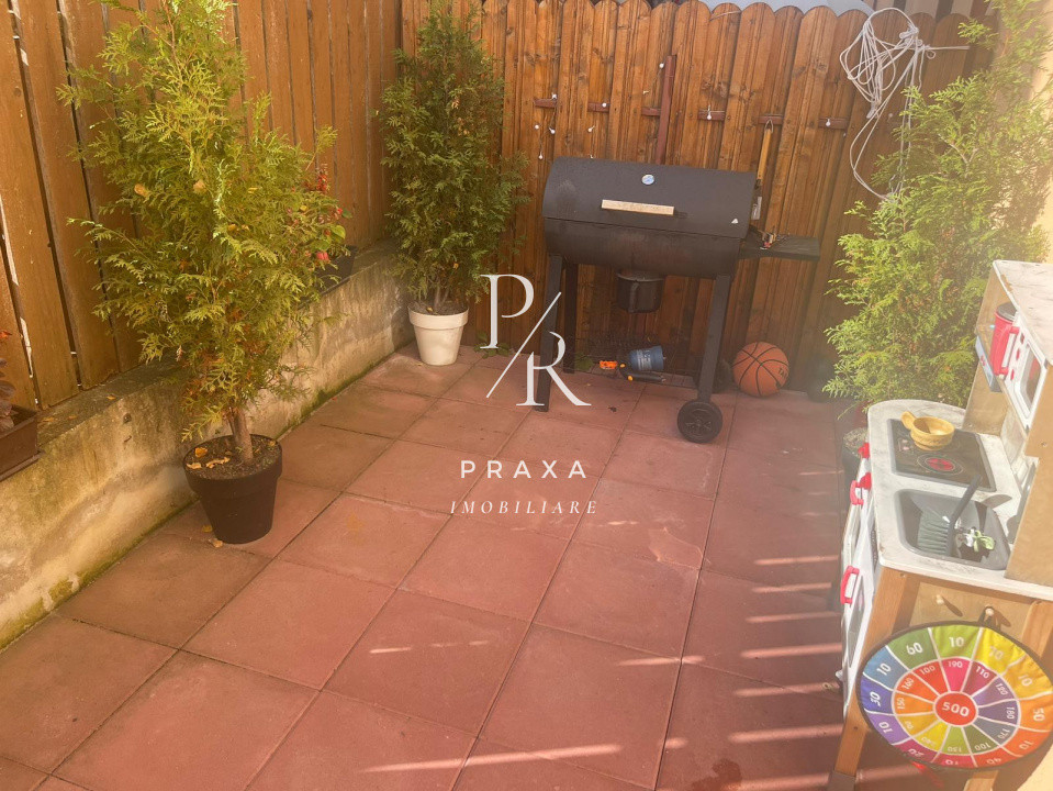 Duplex de vanzare in centru Florestiului langa Scoala!