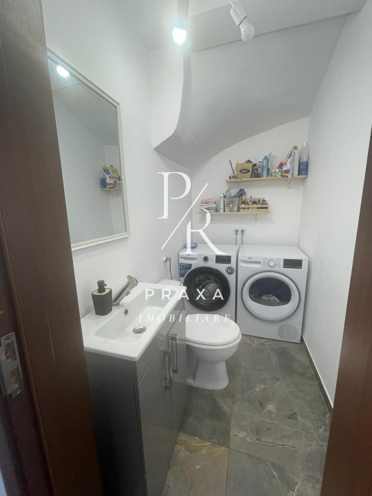 Duplex de vanzare in centru Florestiului langa Scoala!