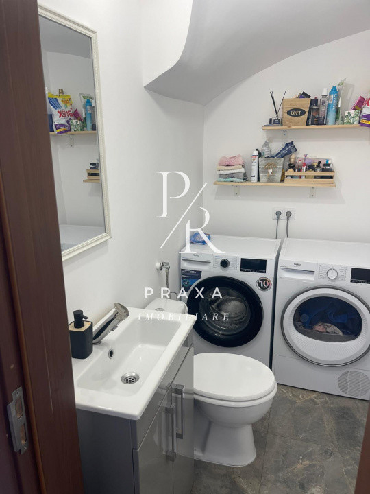 Duplex de vanzare in centru Florestiului langa Scoala!