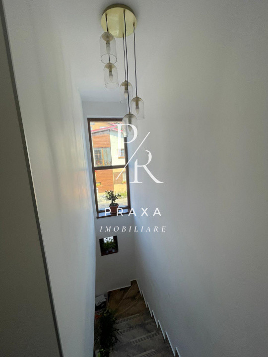 Duplex de vanzare in centru Florestiului langa Scoala!