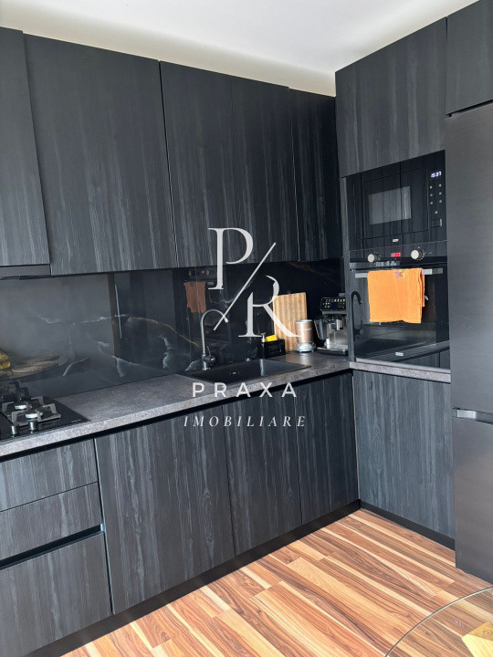 Apartament 2 camere, 52mp, 2 balcoane, parcare, mobilat complet, zona str. Porii