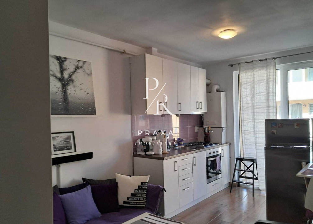 Apartament 2 camere, 31 mp + balcon, mobilat complet modern, zona Eroilor!