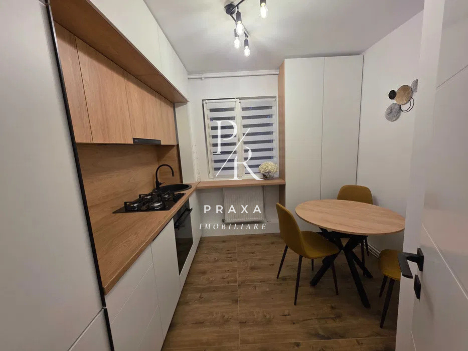 Apartament 3 camere, 70mp, balcon, boxa mobilat complet modern, zona Primaverii!