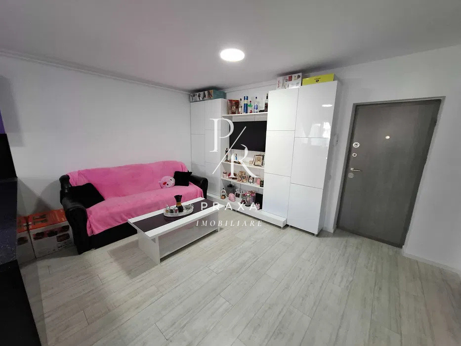 Apartament 2 camere, mobilat, utilat, parcare, zona strada Teilor!