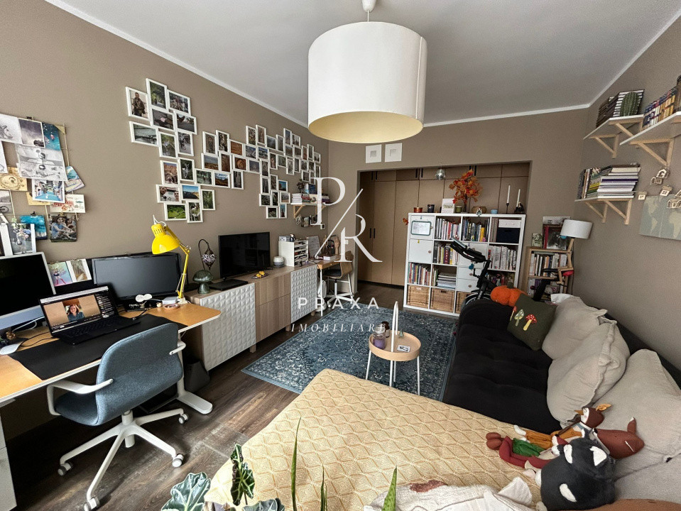 Apartament de vanzare 2 camere si parcare zona Vivo!