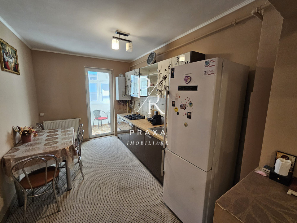 Apartament de inchiriat 2 camere, decomandat, parcare, zona Eroilor!