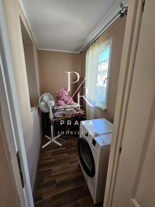 Apartament de inchiriat 2 camere, decomandat, parcare, zona Eroilor!