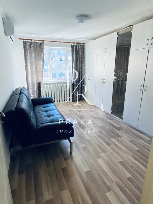 Apartament 3 camere decomandate , 50 mp, Manastur !