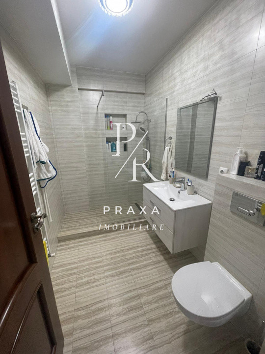 Apartament modern de vanzare 3 camere cu garaj subteran!