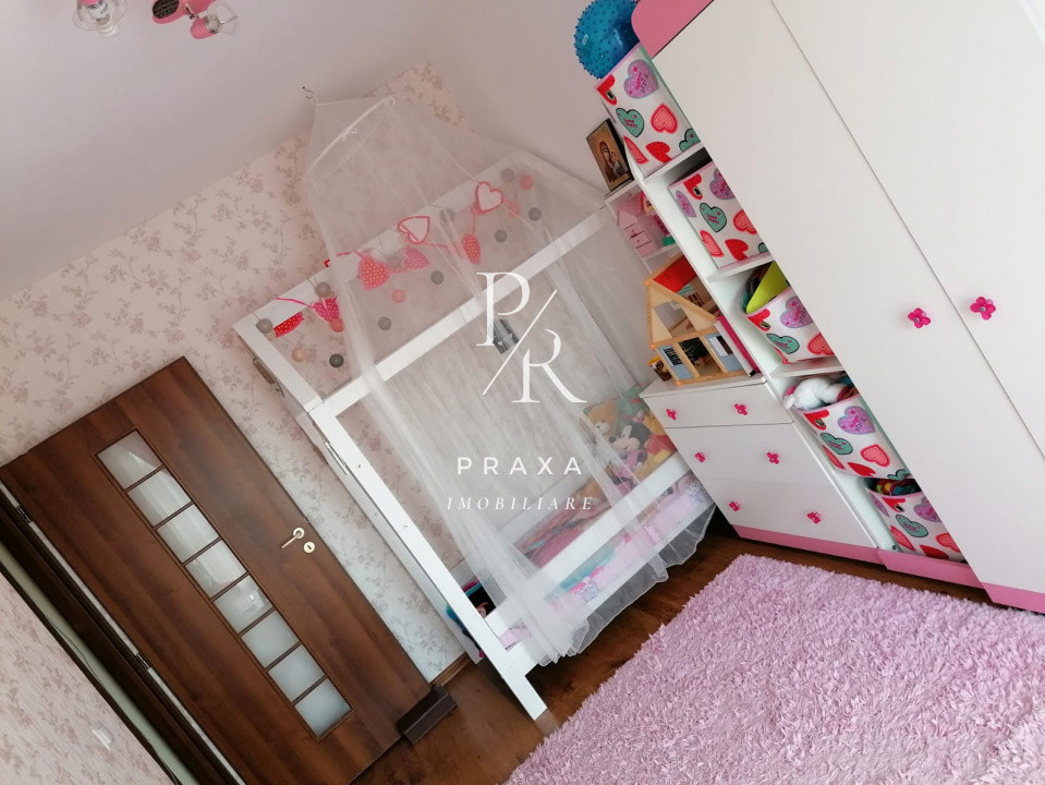 Apartament modern de vanzare 3 camere zona de case!