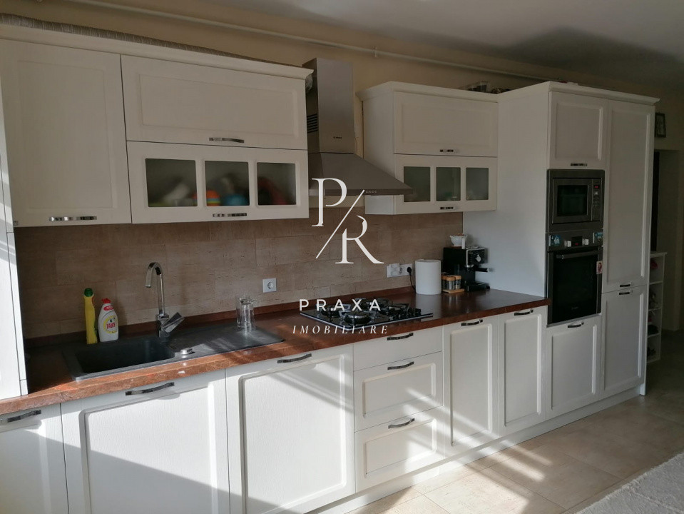 Apartament modern de vanzare 3 camere zona de case!