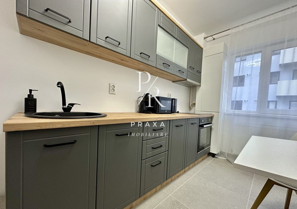 Apartament de vanzare, 37 mp, balcon, mobilat complet, parcare, zona Terra