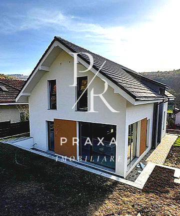 OPORTUNITATE! Casă individuală de vânzare 152mp utili, teren 655mp, zona Tăuți!!