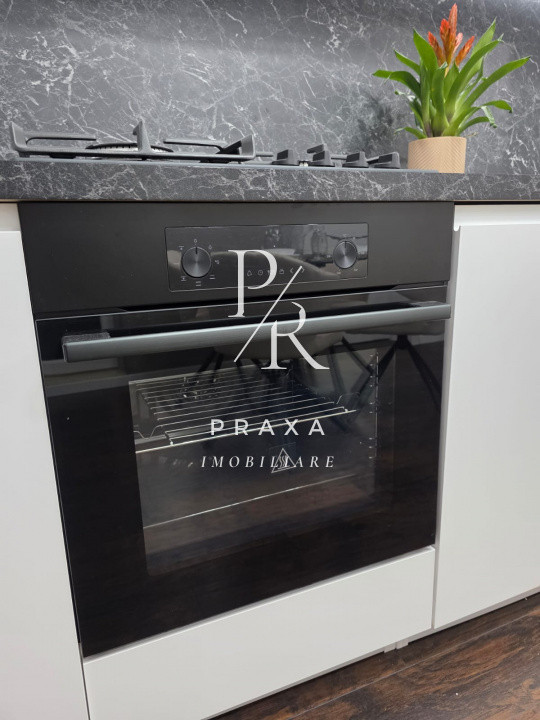 Apartament Lux de vanzare, 3 camere si parcare!