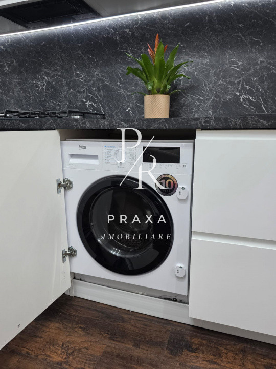 Apartament Lux de vanzare, 3 camere si parcare!