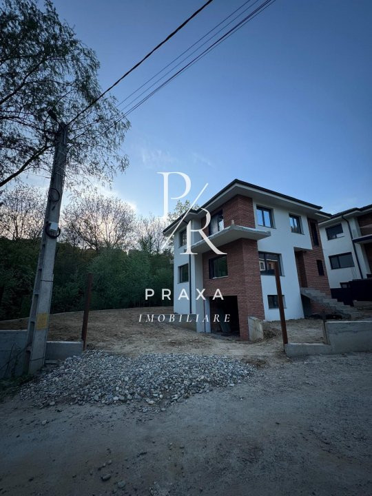 Casa individuala, D+P+E, teren de 450 mp! Zona Tautiului!