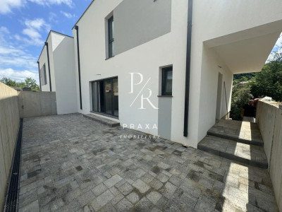 Duplex, 4 camere, 160mp, garaj, camera technica, 350 mp curte, zona Tauti!