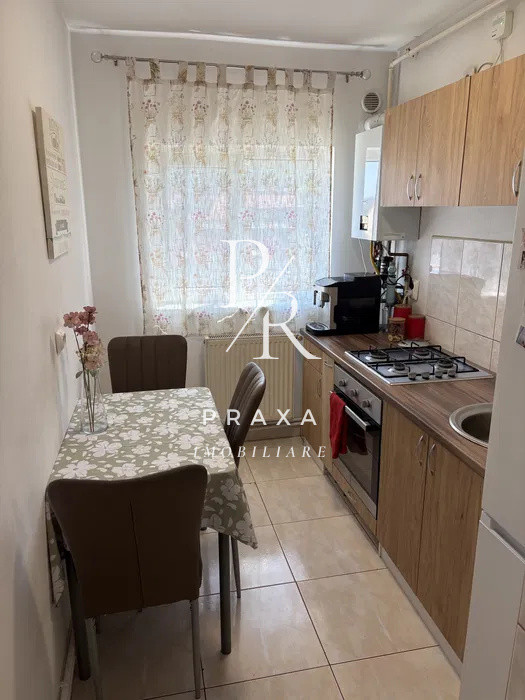 Apartament 2 camere decomandat, 44 mp utili, mobilat, zona Florilor