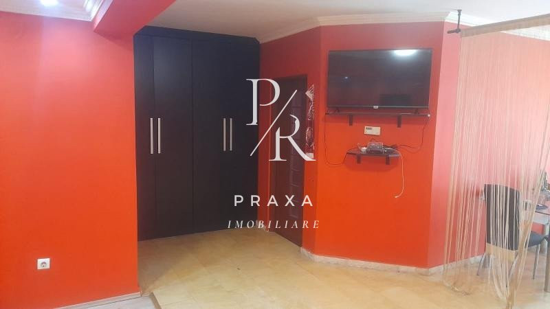 Apartament de 2 camere, 60 mp, etaj intermediarr, zona Florilor 