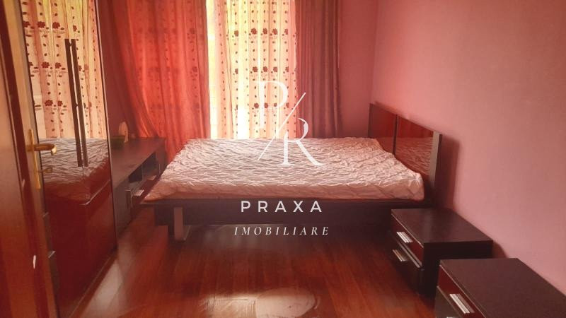 Apartament de 2 camere, 60 mp, etaj intermediarr, zona Florilor 