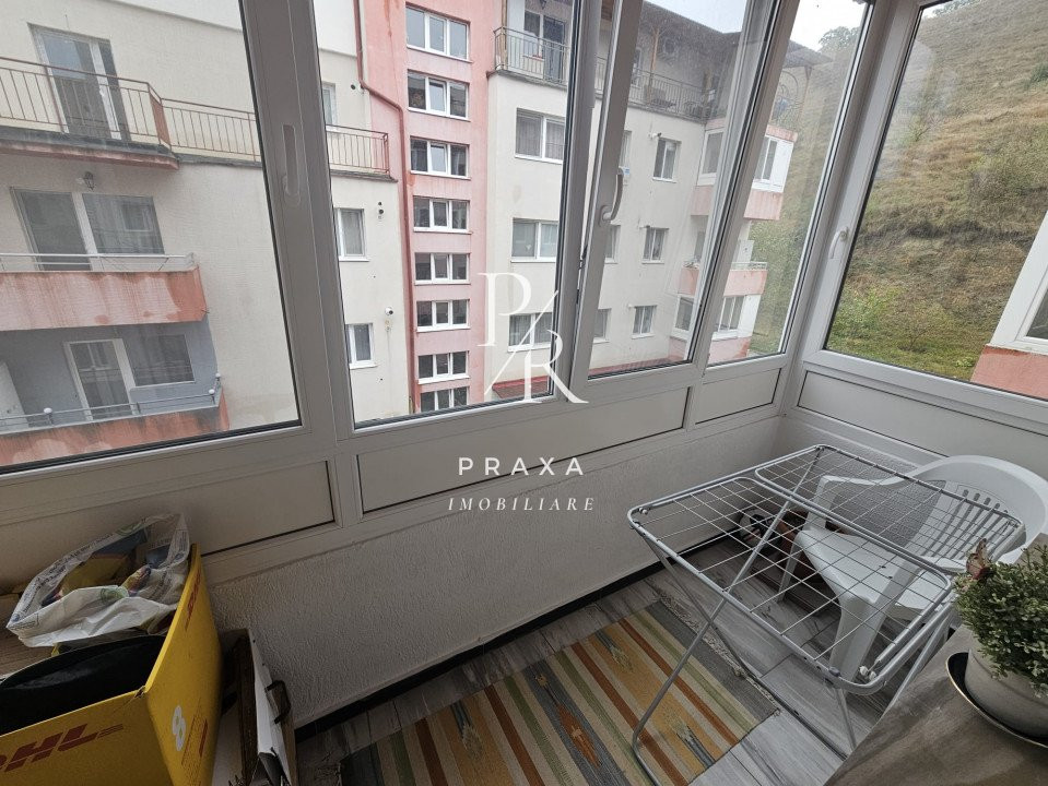 Apartament 2 camere, mobilat, utilat, etaj intermediar, str. Stejarului!