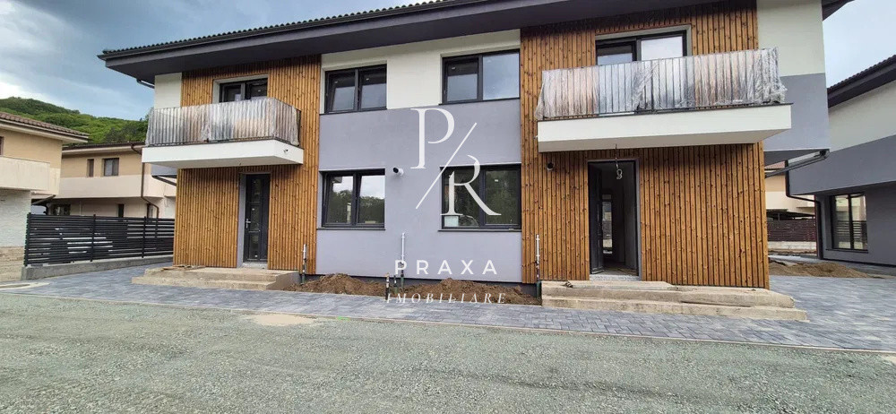 Casa duplex, semifinisata, 120 mp utili, teren 250, zona Tautiului!