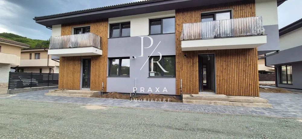 Casa duplex, semifinisata, 120 mp utili, teren 250, zona Tautiului!