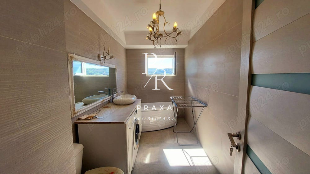 Apartament tip penthouse, 68mp, parcare, zona Mega Image, Floresti!